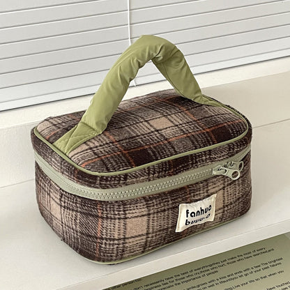 Trendy Large Capacity Travel Portable Makeup Bag