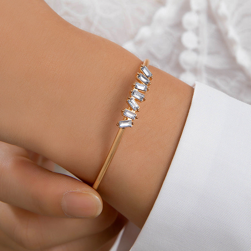 Floral Pearl Open Cuff Bracelet Stylish Fresh Design