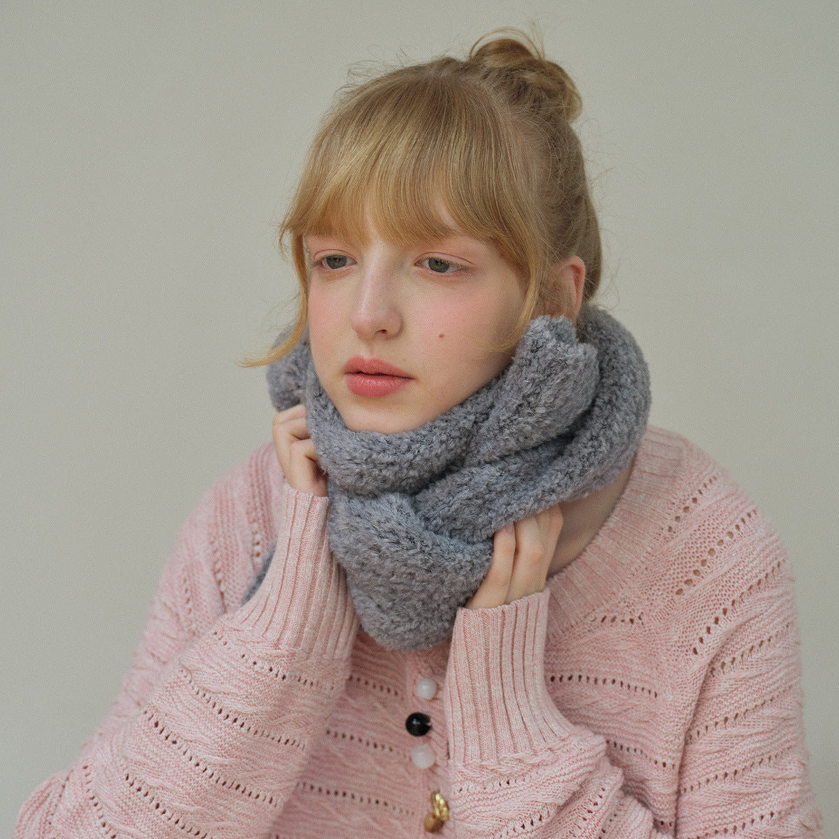 Handmade 25% Wool Blend Knitted Scarf for Women