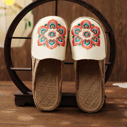 Creative Rural Retro Ethnic Style Embroidered Slippers Women Multicolor Soft And Comfortable Sandals