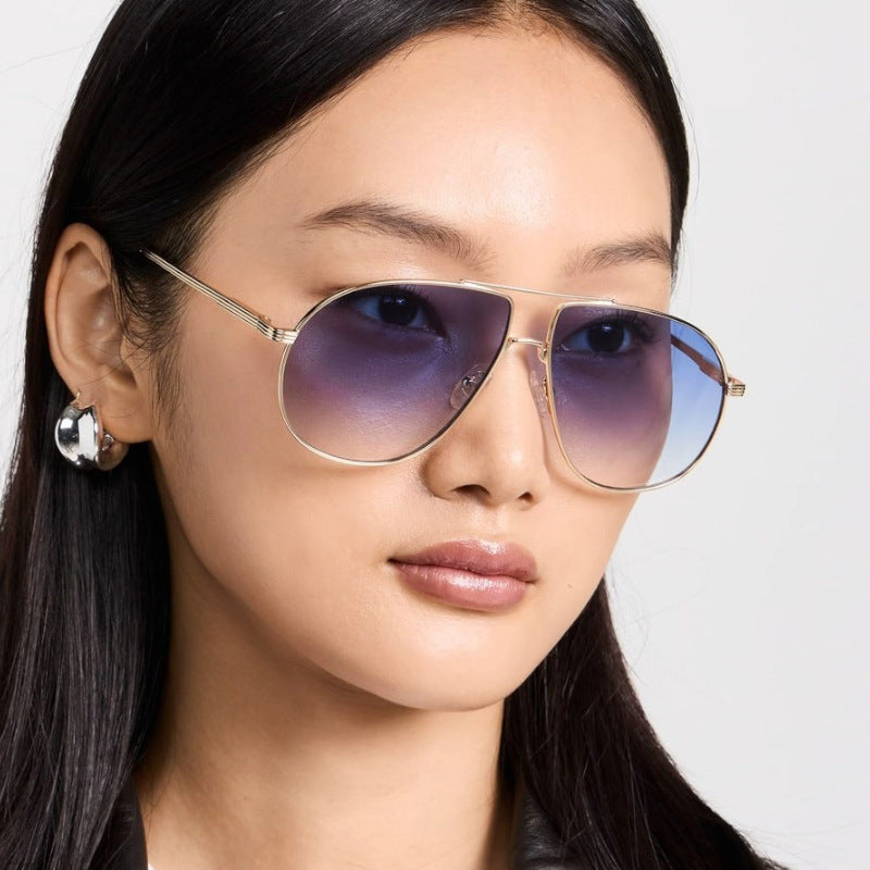 Trendy Unisex Retro Oversized Sunglasses with Geometric Design