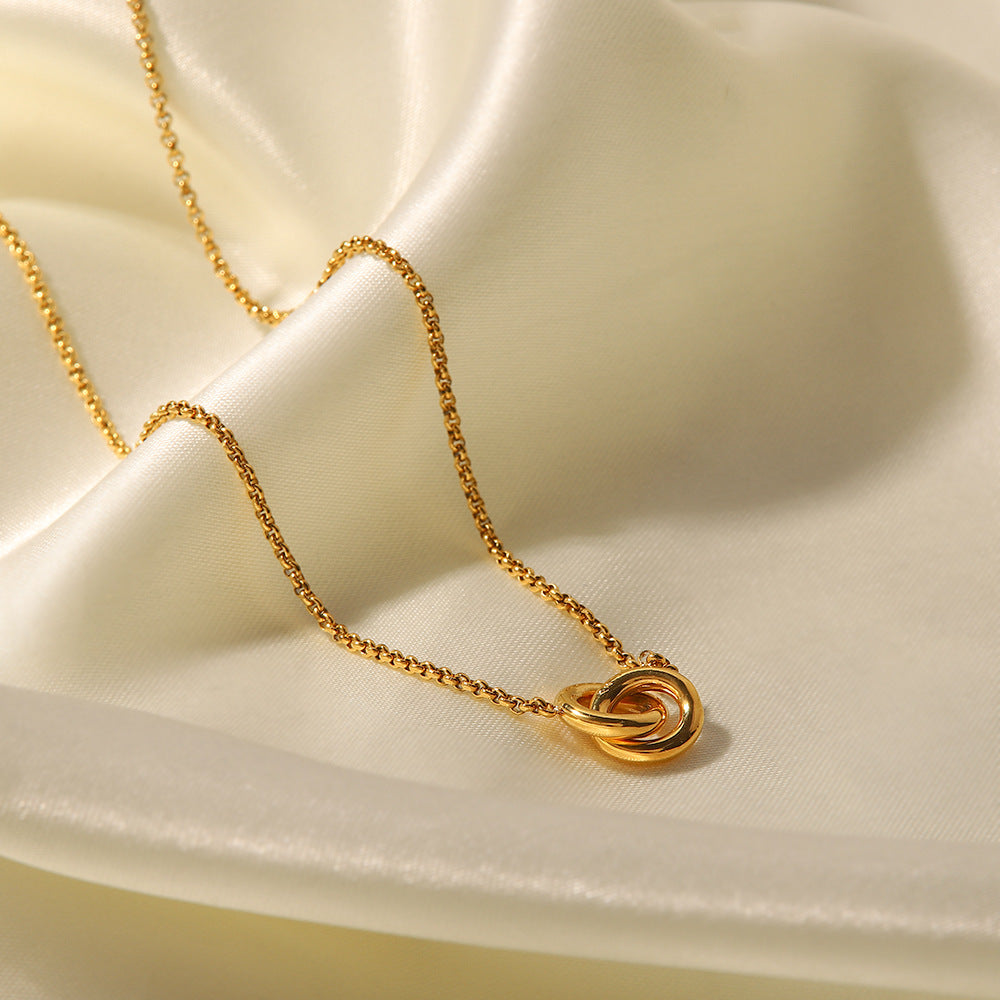 Loop Pendant Simple Elegant Necklace