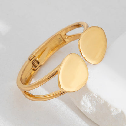 Stylish Wave Pattern Alloy Bracelet Set