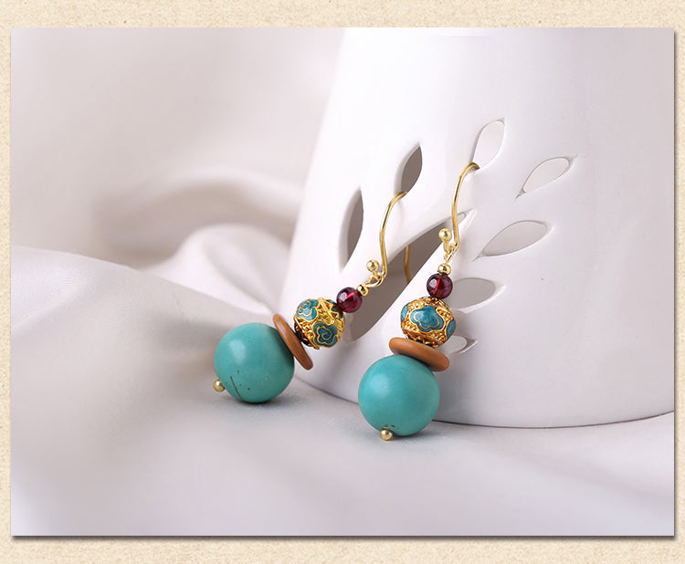 Original Design Antique Earrings Female Turquoise Show White Retro Atmosphere Earrings With No Pierced Ears Advanced Exquisite