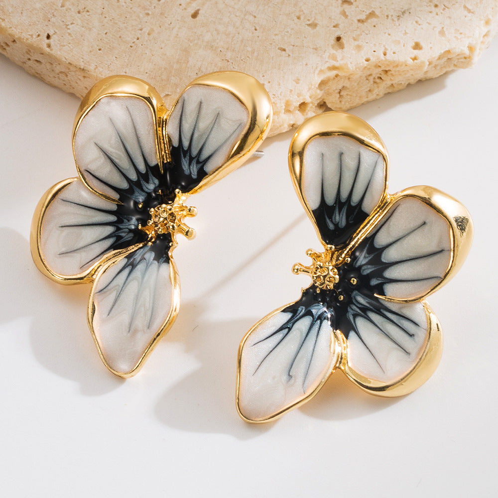 Vintage Baroque Style Floral Earrings Fashionable Summer Accessories