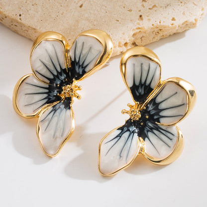 Vintage Baroque Style Floral Earrings Fashionable Summer Accessories