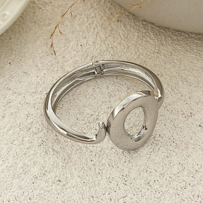 Asymmetrical Polished Alloy Bracelet Set - Waterdrop Design