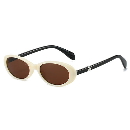 Trendy Oval Sunglasses with Rhinestones and Pearls