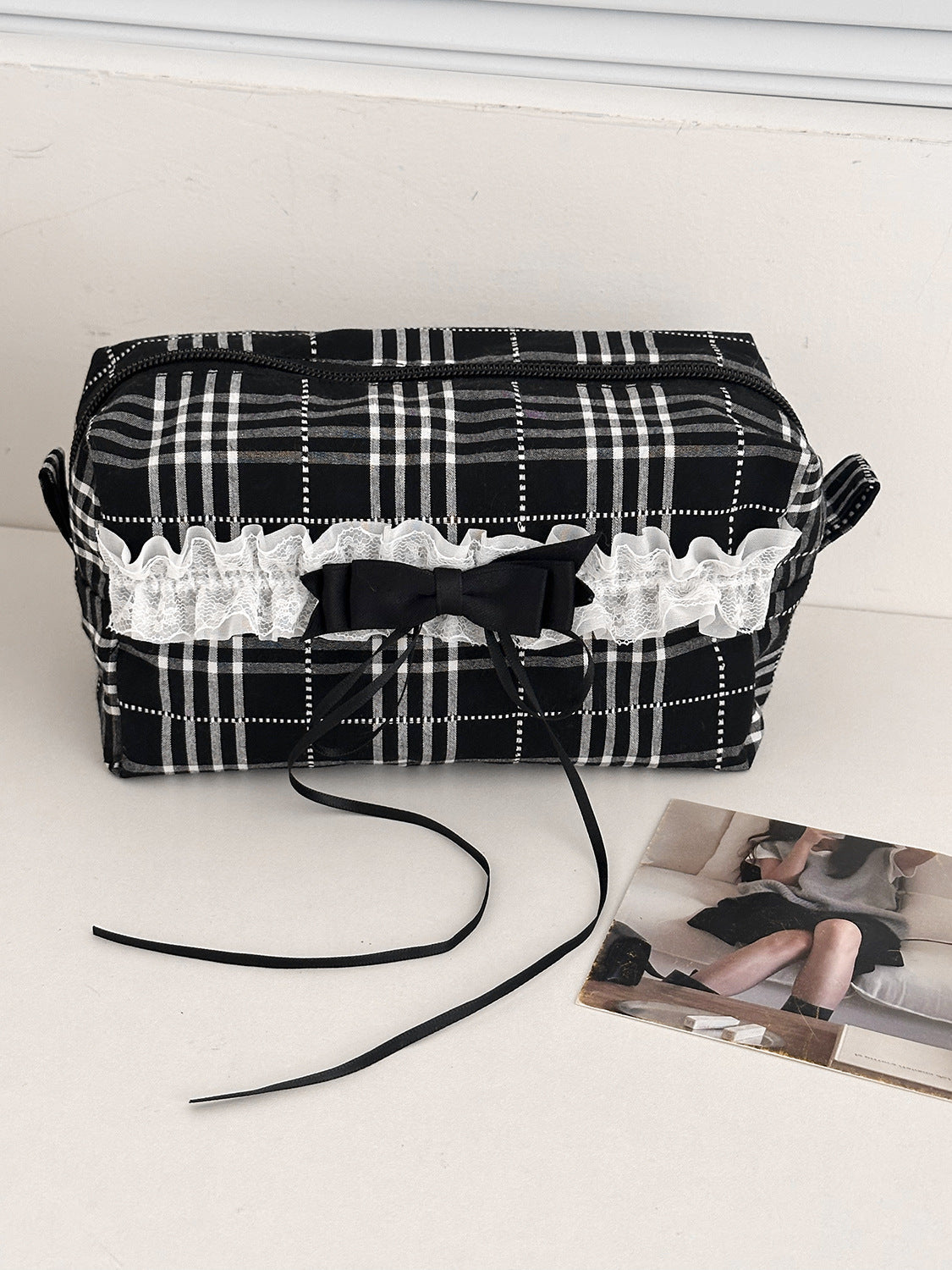 Black And White Plaid Storage Bag Stylish Lace Edges Makeup Organizer