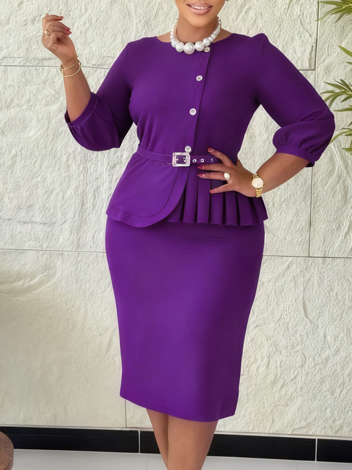 Elegant Ruched Bodycon Dress With Ruffled Neckline