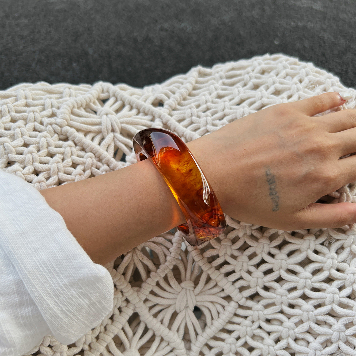 Vintage-Inspired Translucent Acrylic Geometric Bracelet