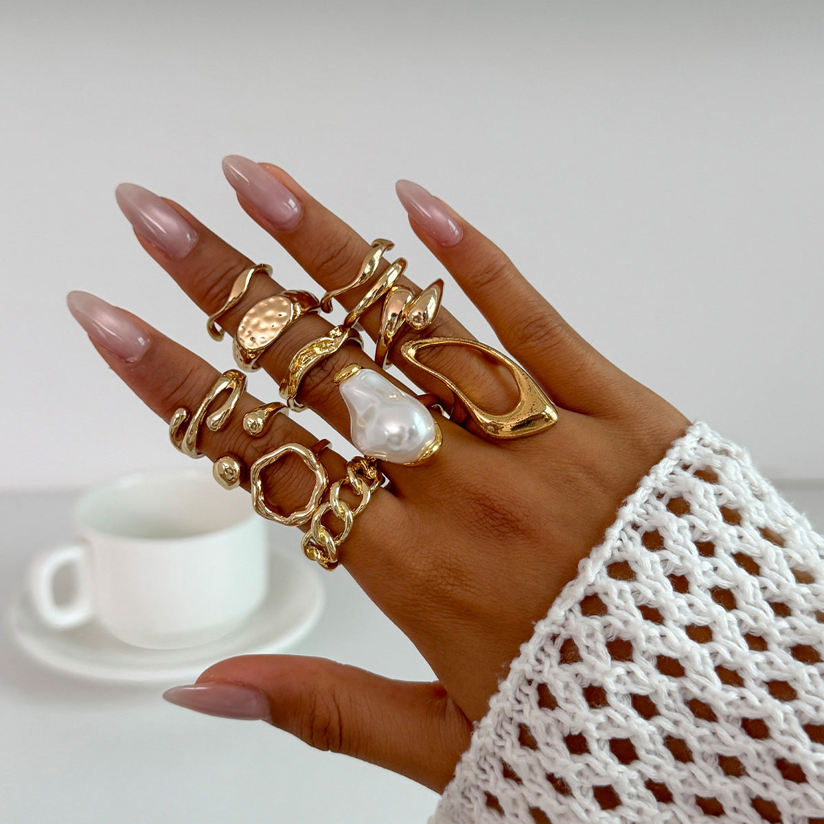 Irregular Metal Shine Rings For Women With Baroque Pearl Design