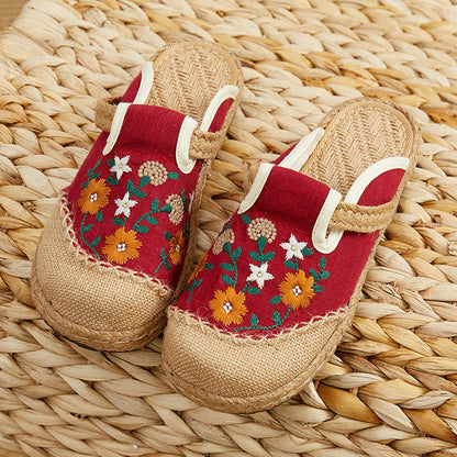 New Ethnic Style Embroidered Shoes Flat Low-Cut Ladies Cloth Shoes Embroidered Elegant Shoes