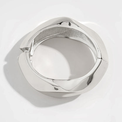 Geometric Spring-Loaded Open Bracelets with Unique Design