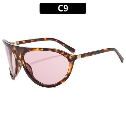 Trendy Women's Oversized Sunglasses Stylish Cat-Eye UV400 Protection
