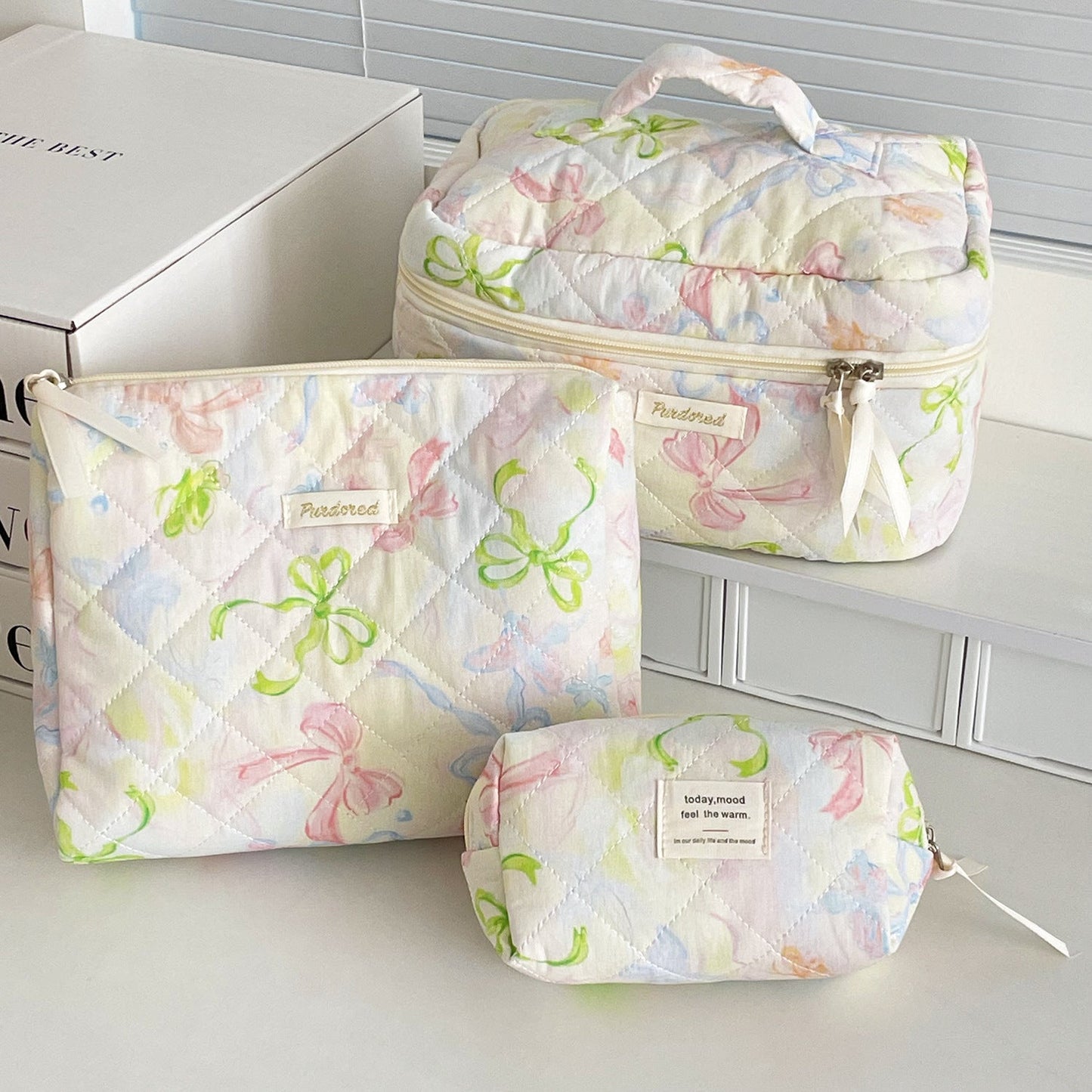 Bow Flower Large Capacity Makeup Bag Vintage Quilted Toiletry Pouch
