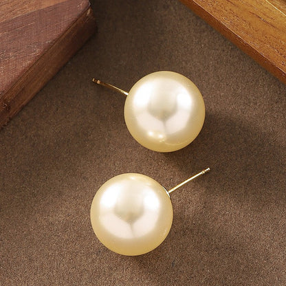 Fashionable Geometric Pearl Earrings With Sterling Silver Posts