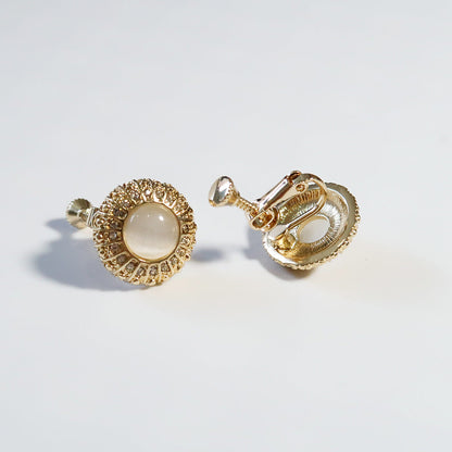 Round Catâs Eye Stone Clip-On Earrings