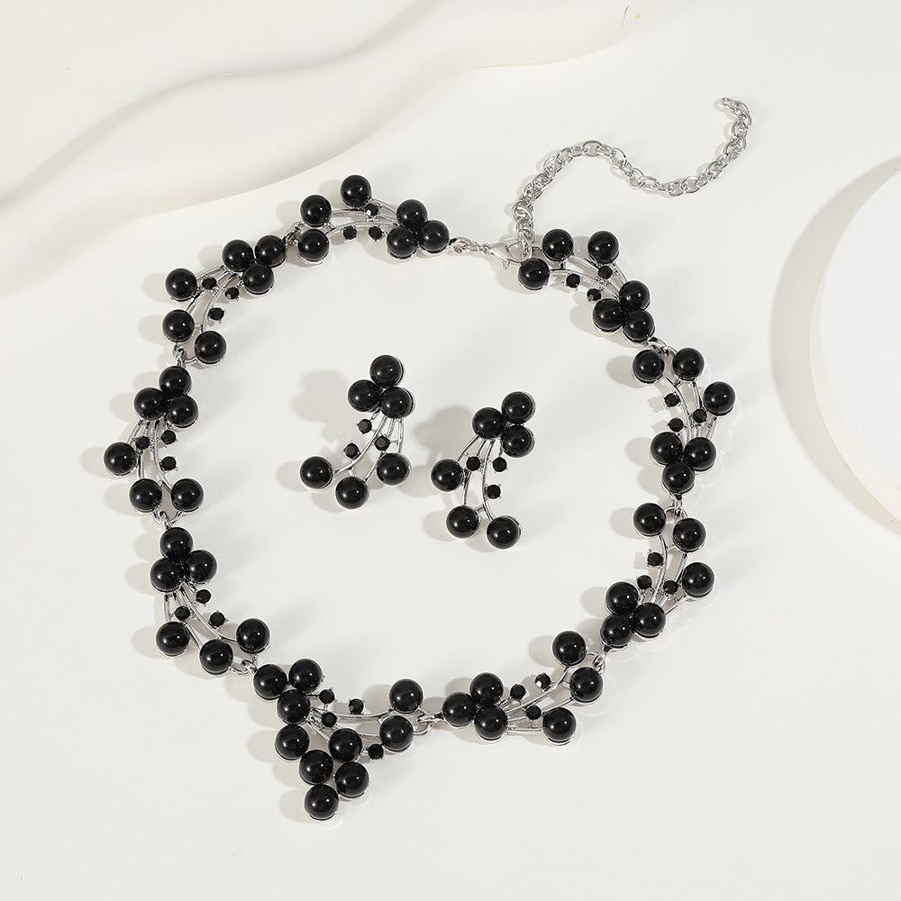 Trendy Pearl Necklace Jewelry Set for Women