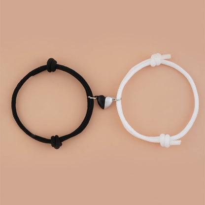 Fashionable Black And White Heart-Shaped Magnetic Buckle Milan Rope Braided Couples Girlfriends Bracelet Adjustable Bracelet