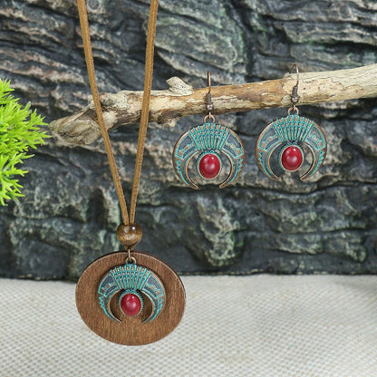 Vintage Floral Alloy Wood Pendant Necklace Set