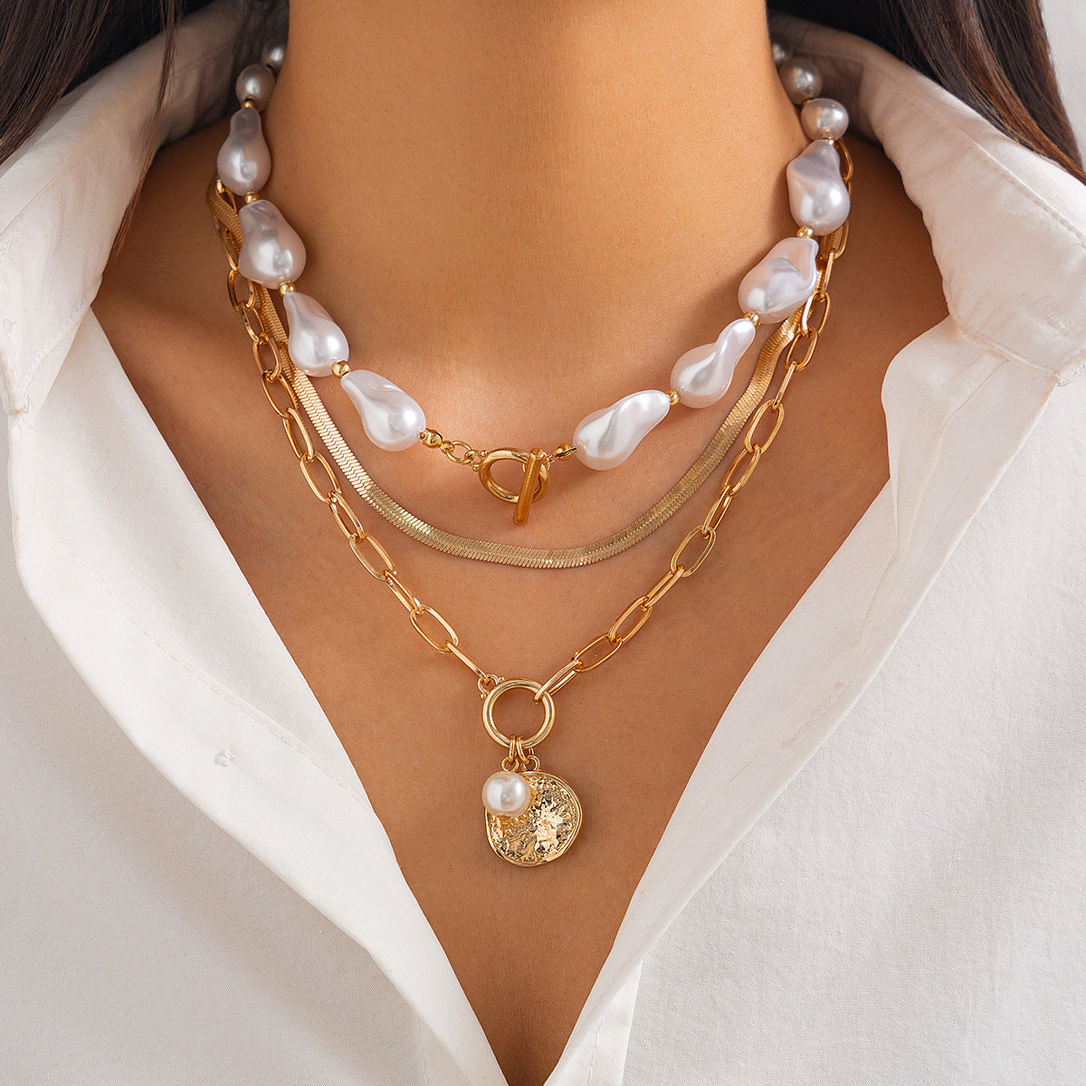 Baroque Style Irregular Pearl Necklace Creative Geometric Chain