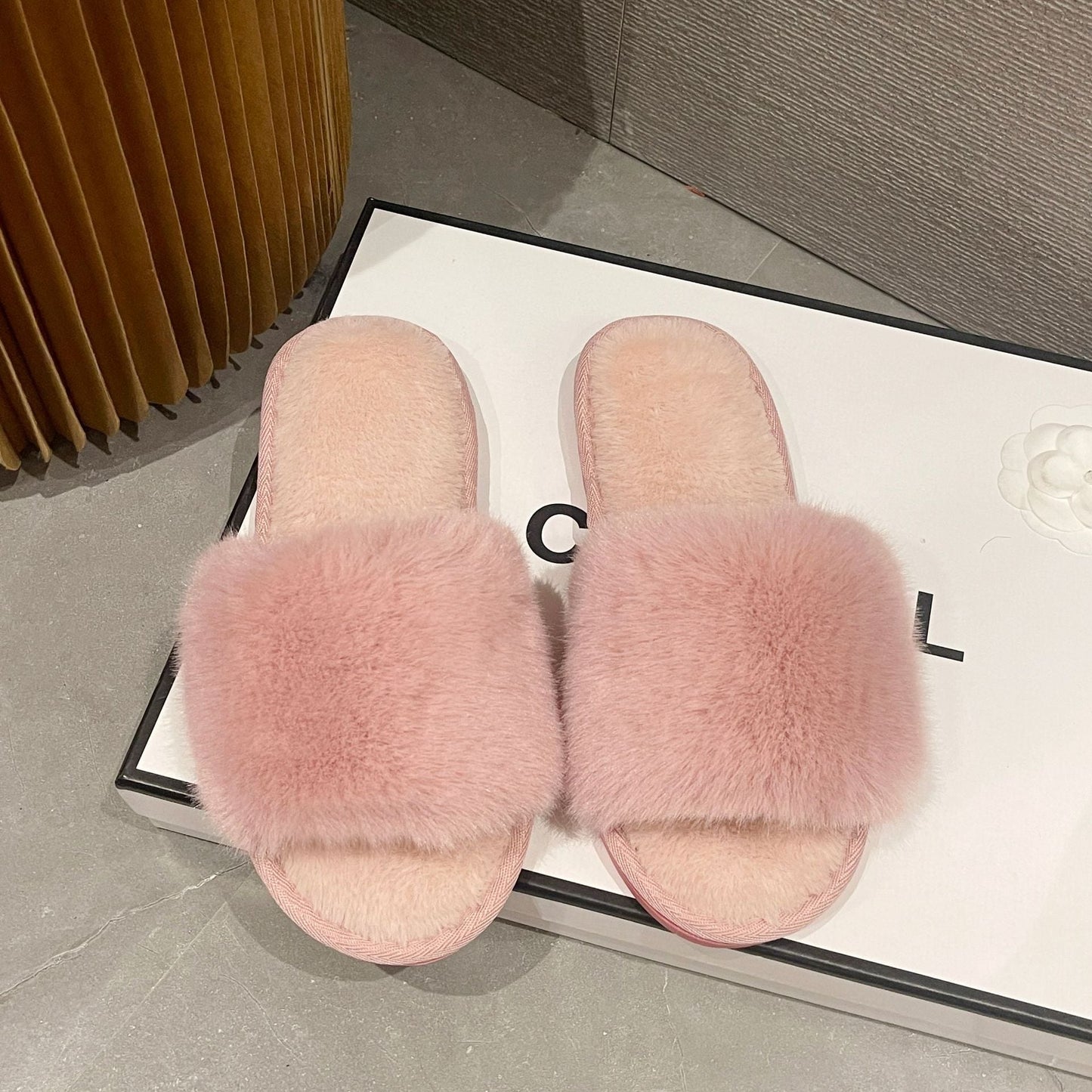 Solid Color Plush Open-Toe Slippers