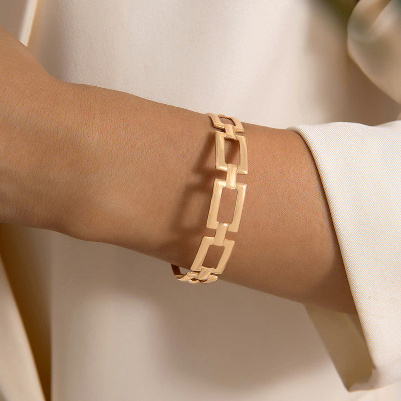 Floral Pearl Open Cuff Bracelet Stylish Fresh Design