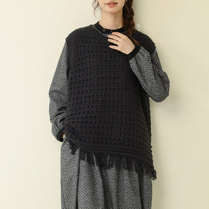 Retro Artsy Women's Knitted Vest with Hollow Out and Fringe Details