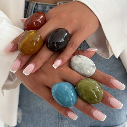 Trendy Milard Style Ombre Resin Ring For Women