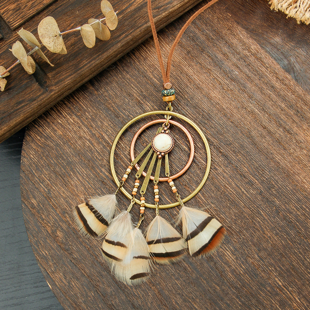 Ethnic Style Feather Pendant Necklace Handmade Zinc Alloy Jewelry