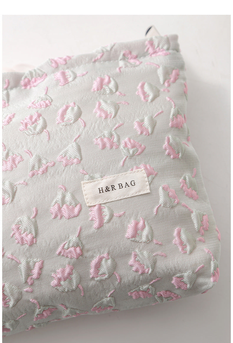 Simple FloralÂ Jacquard Sweet Cosmetic Bag