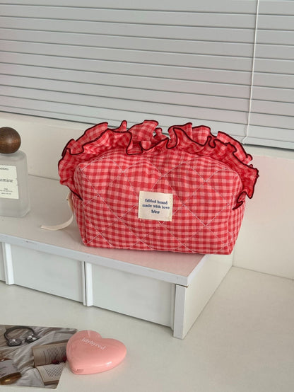 Stylish Berry Color Lace Cosmetic Bag Portable Makeup Pouch