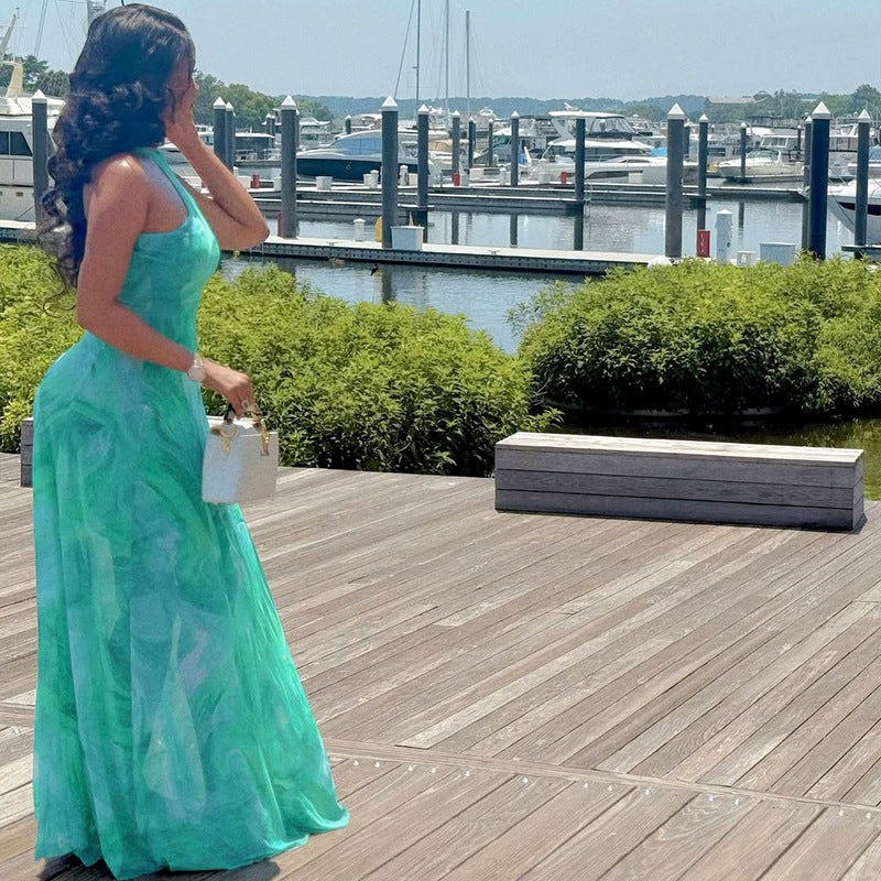 Elegant A-Line Graphic Maxi Dress With Sleeveless Design