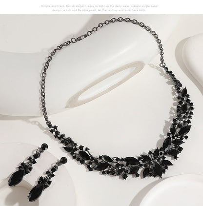 Fashion Crystal Necklace and Earrings Set for Brides