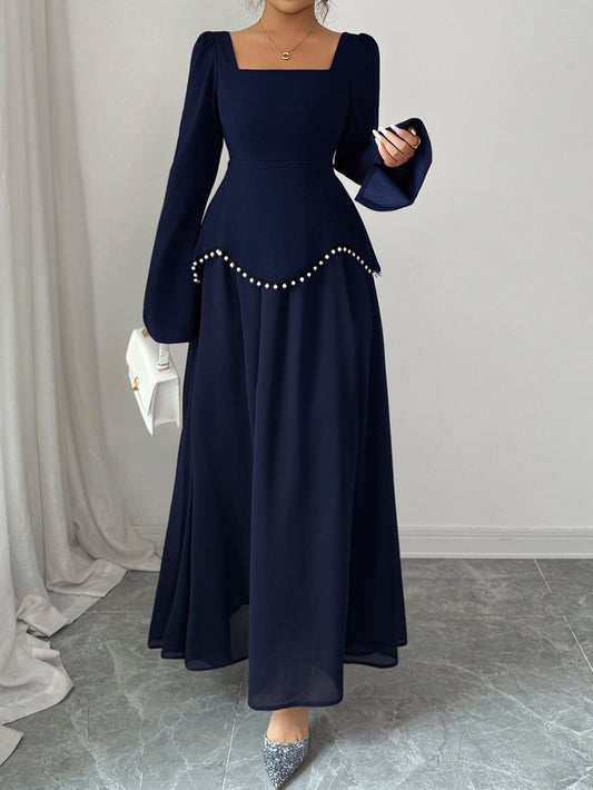Elegant Long Sleeve Maxi Dress with Square Neckline