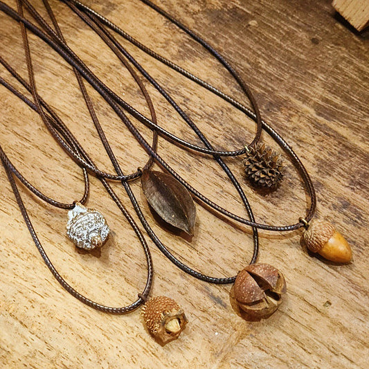 Creative Acorn Pendant Necklace Retro Style Accessories