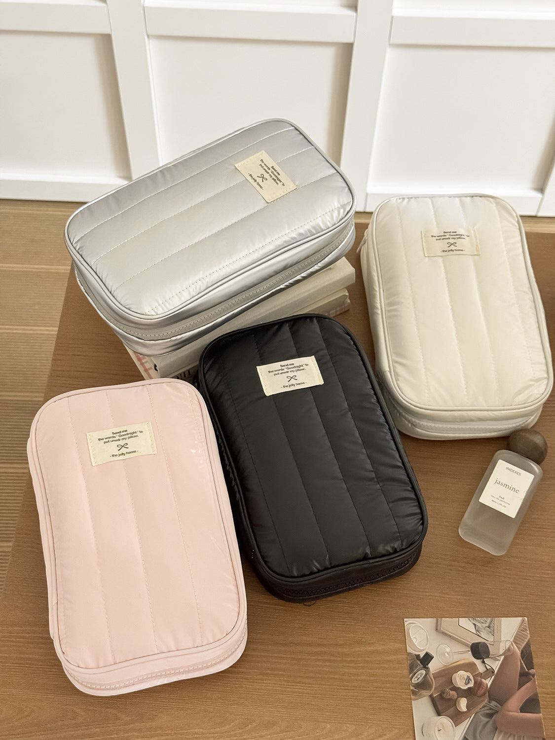 Versatile Vertical Storage Bag Waterproof Large Capacity Travel Organizer
