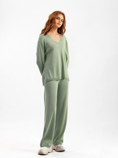 2+ Solid Color V-Neck Knit Sets