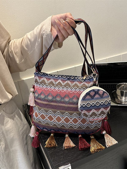 Ethnic Style Large Capacity Shoulder Bag Trendy Fringe Crossbody Bag