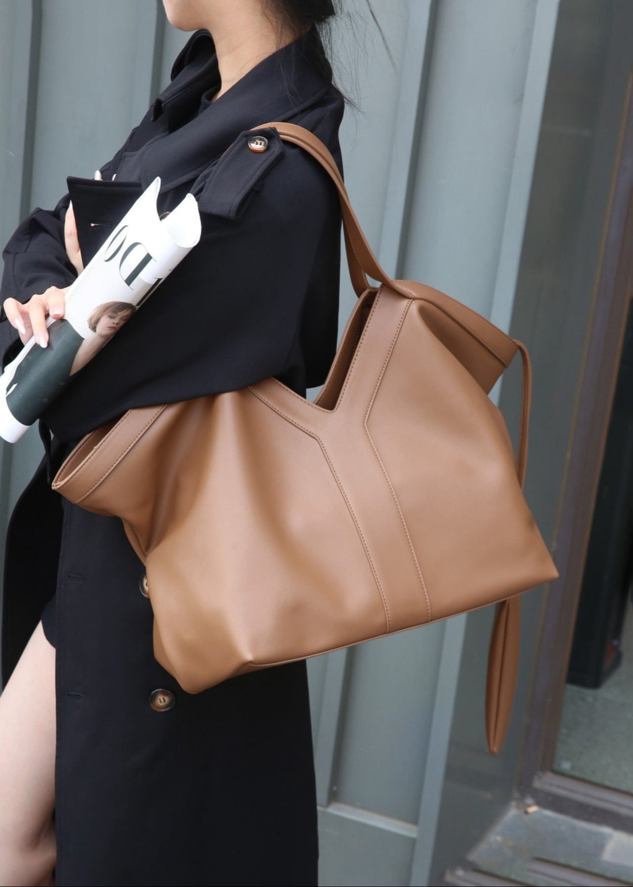 Oversized Leather Tote Bag With Structured Handles