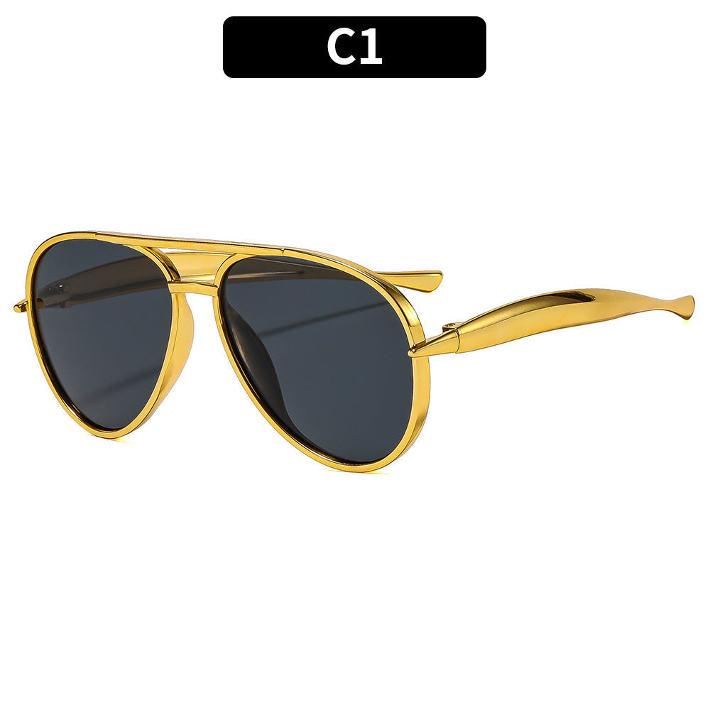 Trendy Oversized UV400 Sunglasses for Outdoor Activities