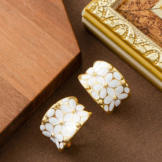 Chic Floral C-Shaped Earrings With 925 Silver Posts