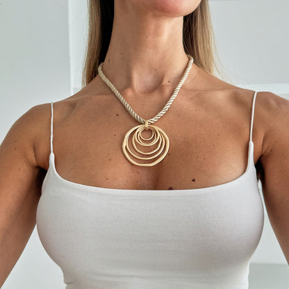 Exaggerated Metal Texture Five-Petal Flower Pendant Necklace Geometric Design