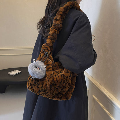 Trendy Leopard Print Plush Shoulder Bag