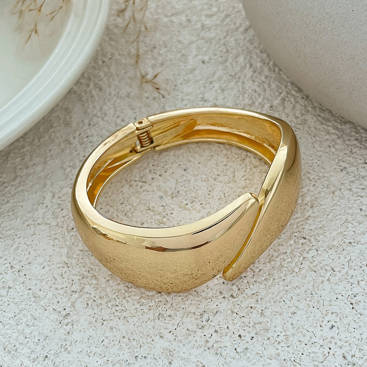 Stylish Wave Pattern Alloy Bracelet Set