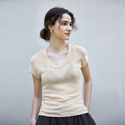 Elegant Long Sleeve T-Shirt with U-Neck Lightweight Knit