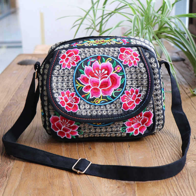 Ethnic Style Single Shoulder Crossbody Embroidery Bag Women'S Bag