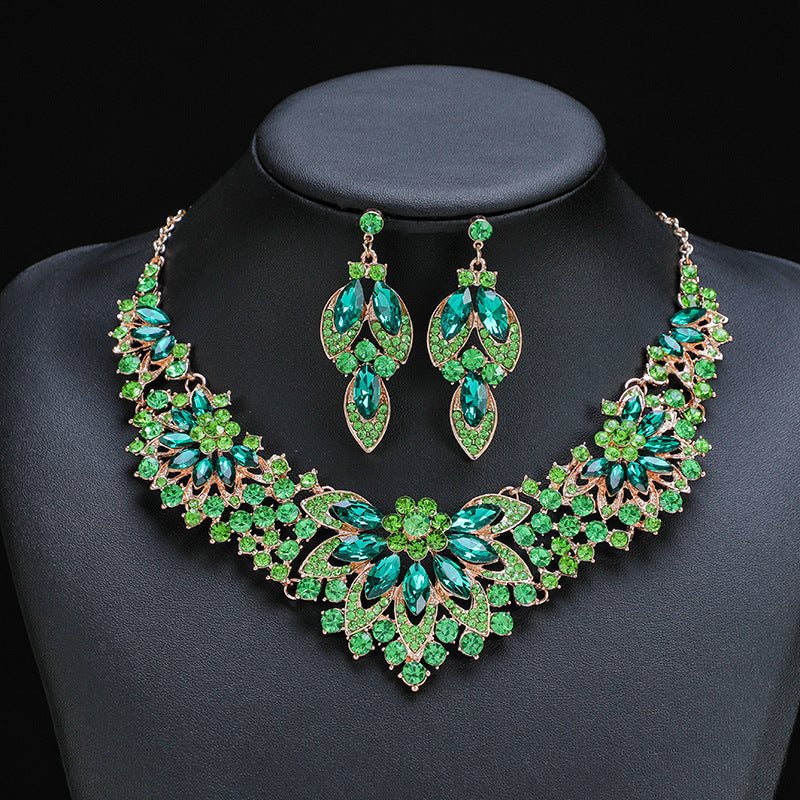 Vintage Floral Leaf Necklace Set for Women - Luxurious Jewelry