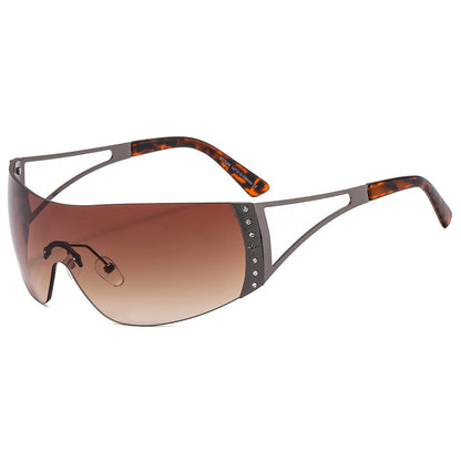 Retro Oval Metal Sunglasses with Gemstones for Outdoor Style